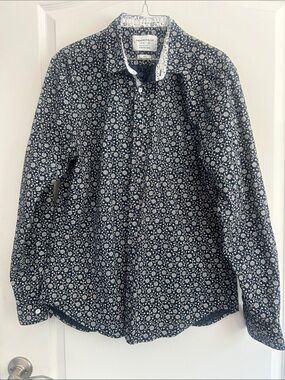 Beautiful Paper Denim & Cloth Navy and White Floral Button-Up Shirt XL